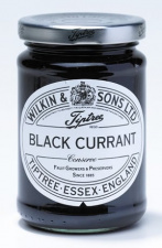 Tiptree Conserve: Black Currant (340 g jar)